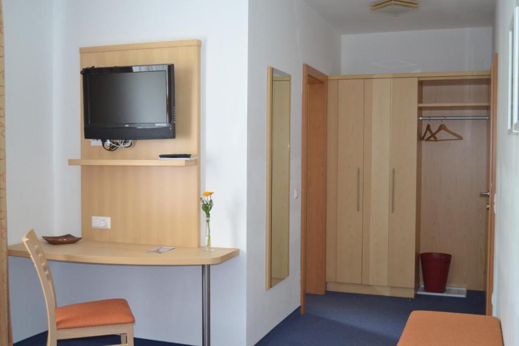 Pension Karawankenblick Moosburg Kamer foto